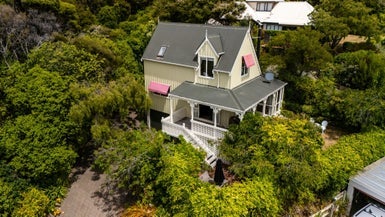 26 Rue Cachalot, Akaroa, Akaroa - Carousel 1