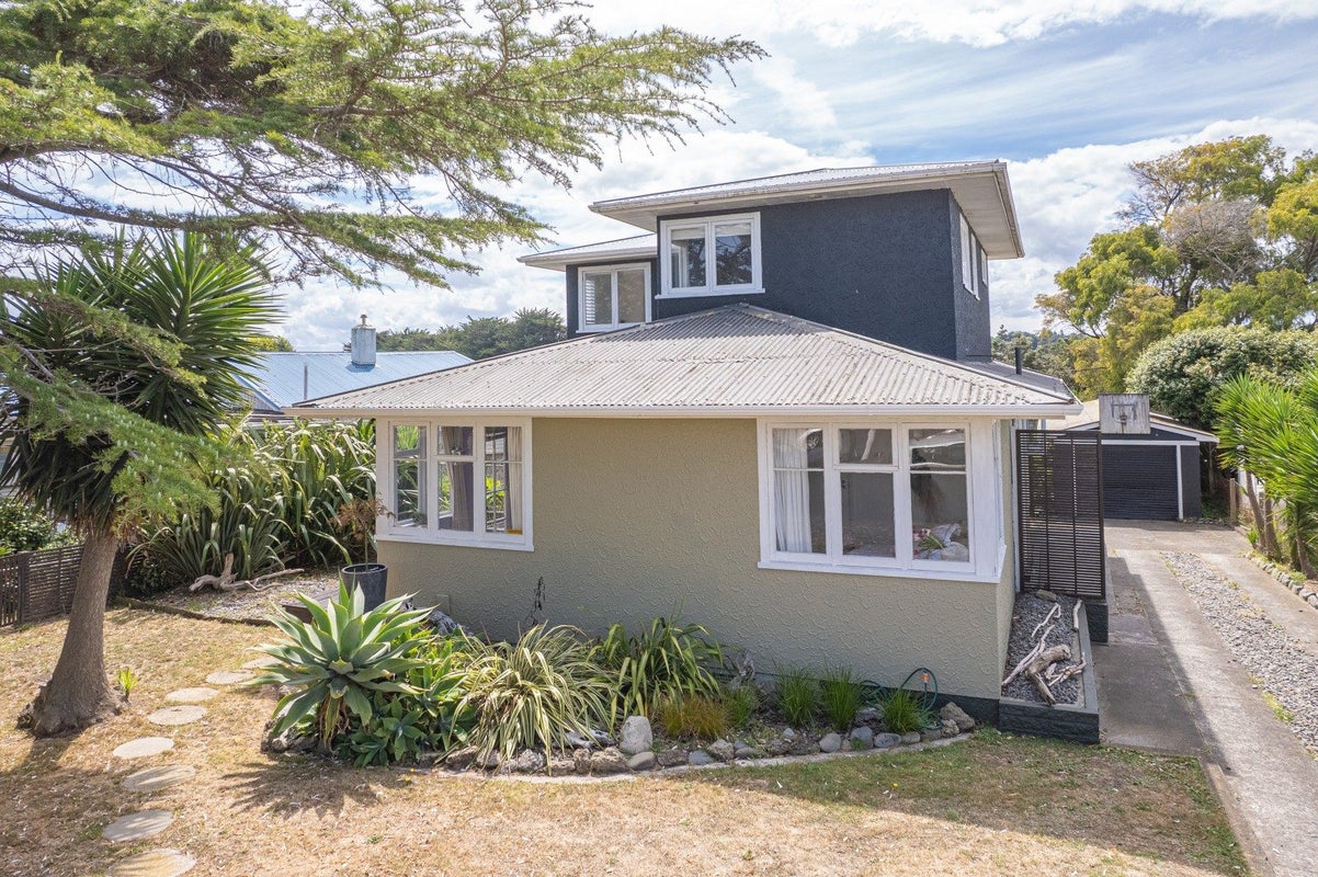 64 Purnell Street, College Estate, Whanganui - Carousel 1