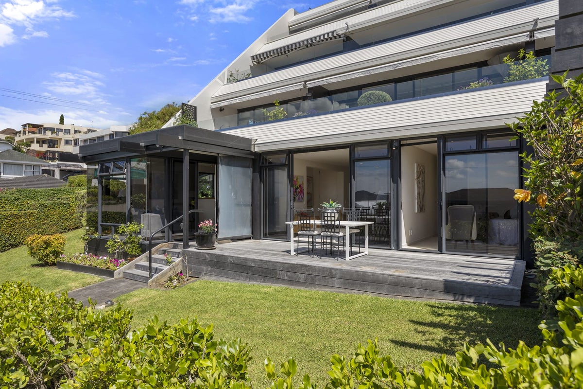 1/59 St Heliers Bay Road, St Heliers, Auckland - Carousel 1