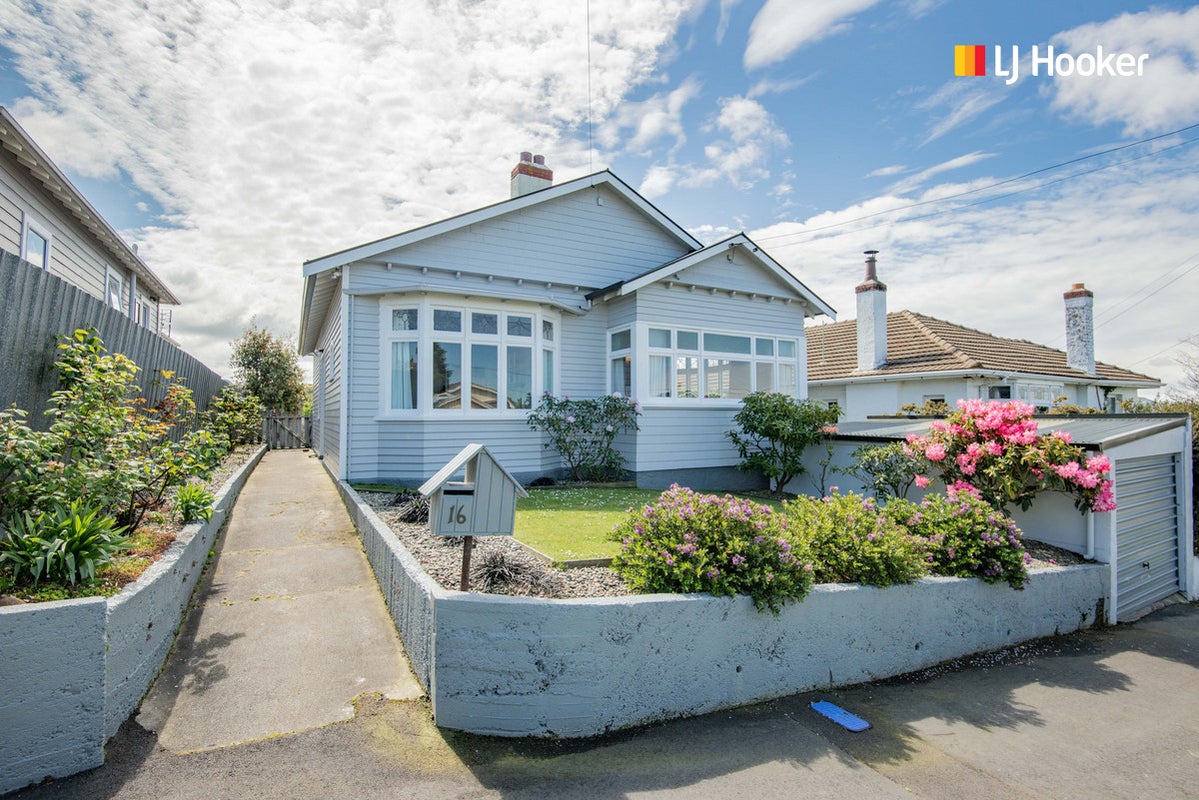16 Nottingham Crescent, Calton Hill, Dunedin - Carousel 1