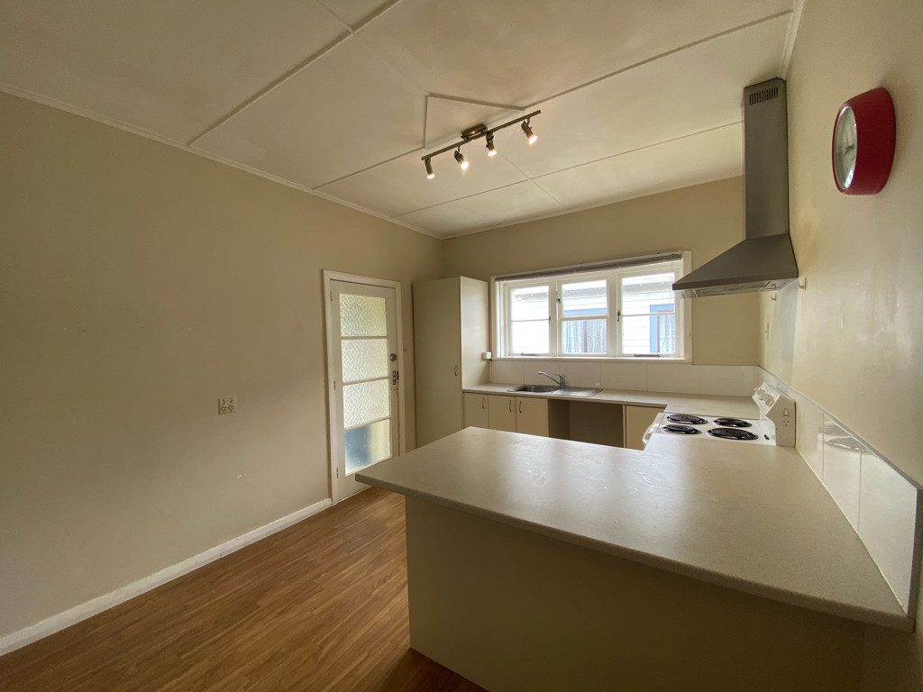 72 Bell Road, Waiwhetu, Lower Hutt - Carousel 2