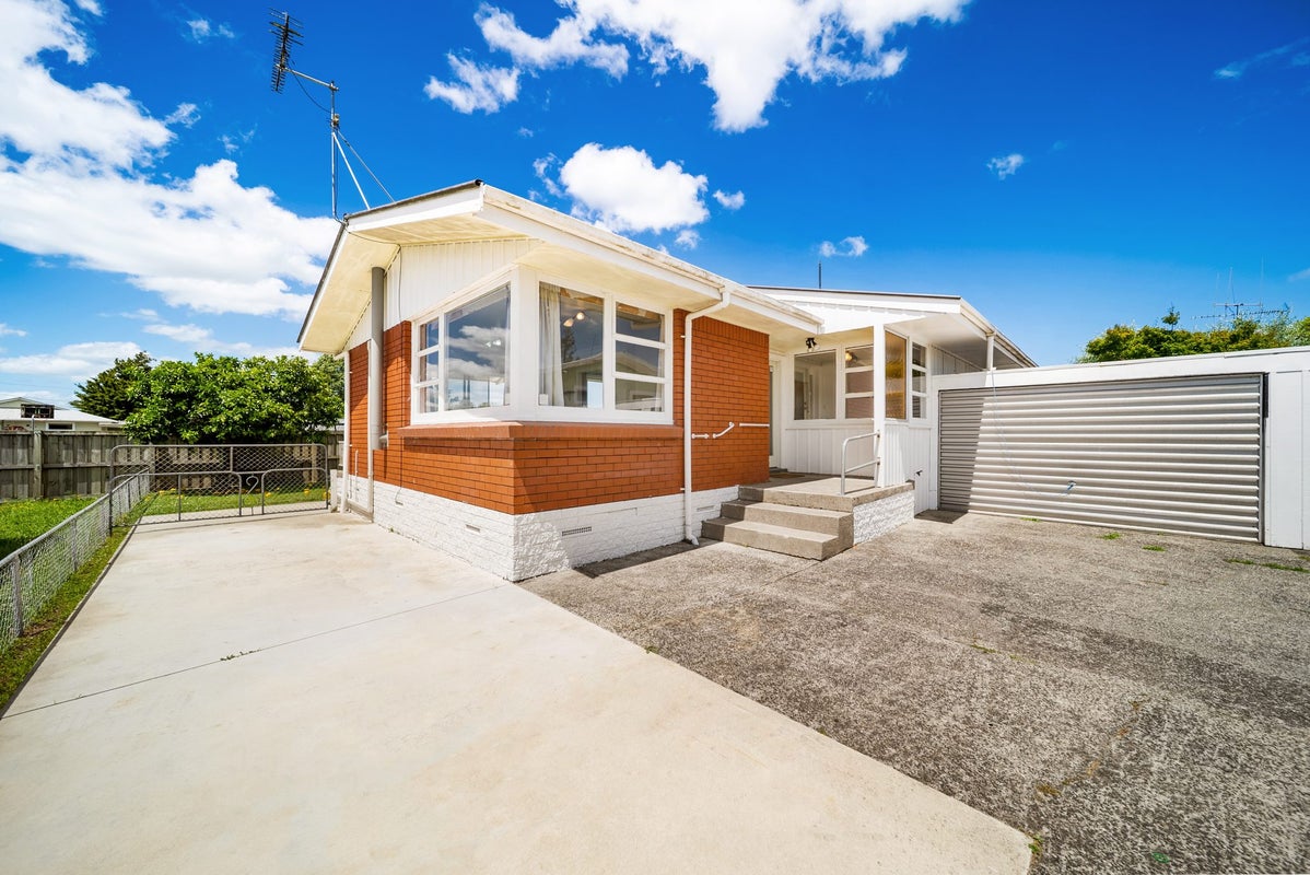 27A Chesterman Road, Riverlea, Hamilton - Carousel 1