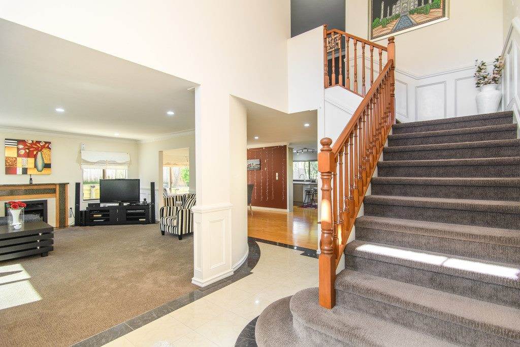 31 Killybegs Drive, Pinehill, Auckland - Carousel 2