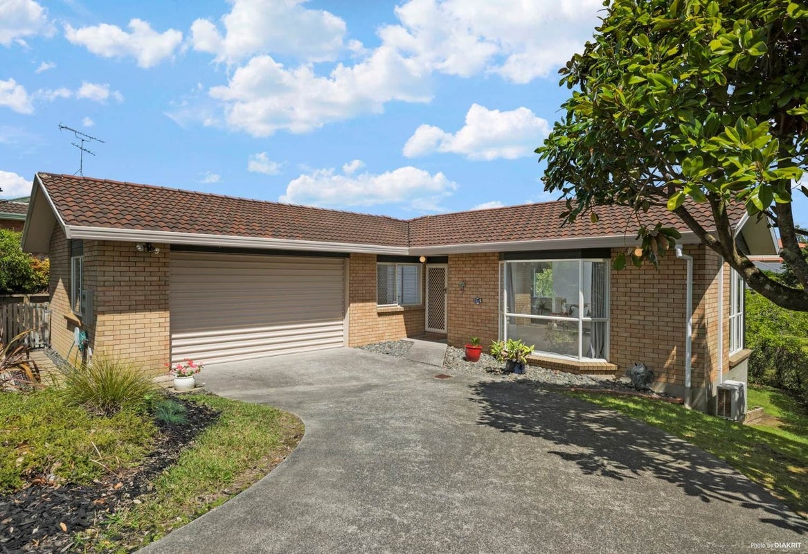 14 Cornell Court, Albany, Auckland - Carousel 1