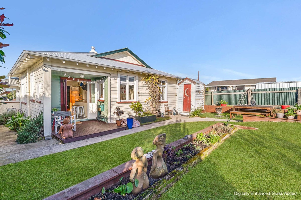 46 Till Street, South Hill, Oamaru - Carousel 1
