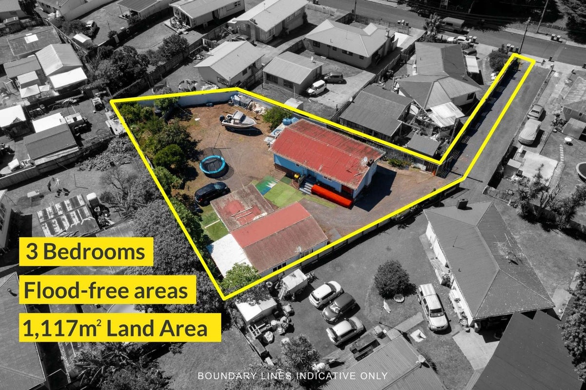 15 Whitley Crescent, Otara, Auckland - Carousel 1