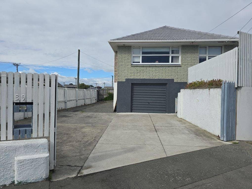 39 Effingham Street, North New Brighton, Christchurch - Carousel 1