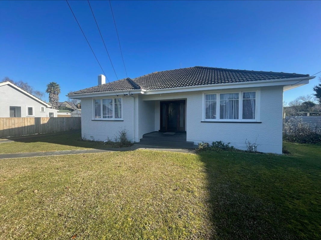 37 Caffray Avenue, Aramoho, Whanganui - Carousel 1