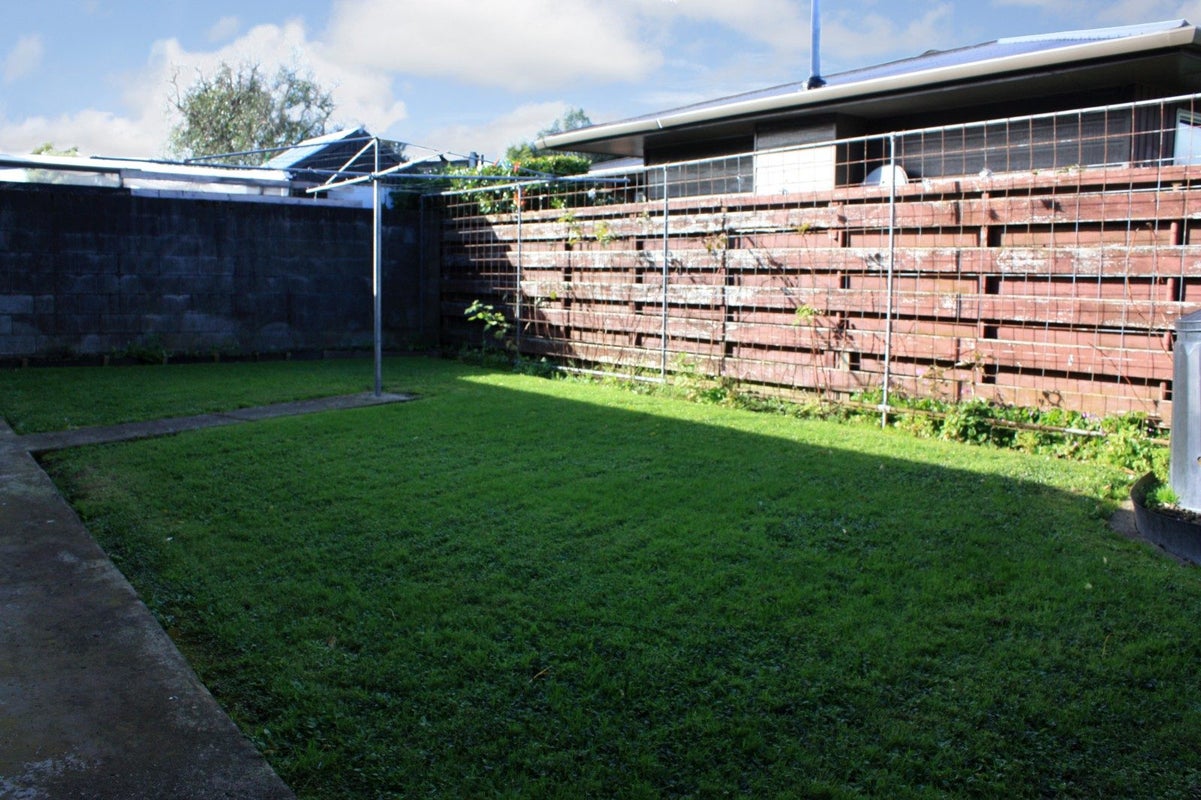 21 Te Punga Place, Awapuni, Palmerston North - Carousel 9