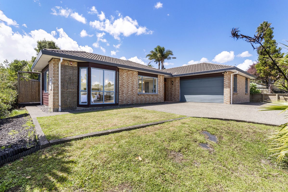56 Caribbean Drive, Unsworth Heights, Auckland - Carousel 21