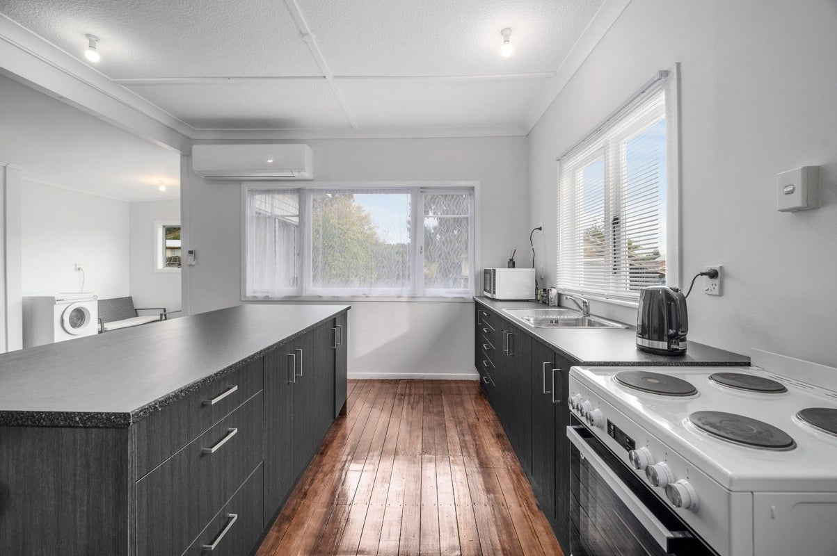 19 Huia Street, Taumarunui - Carousel 2