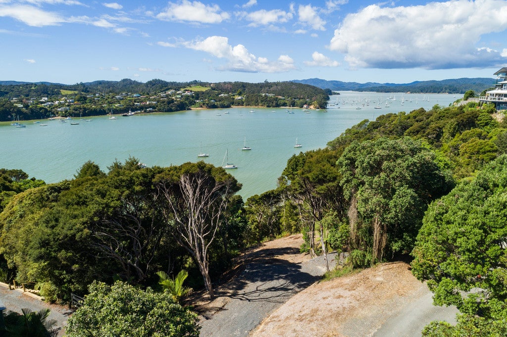 17 English Bay Road, Opua, Opua - Carousel 1