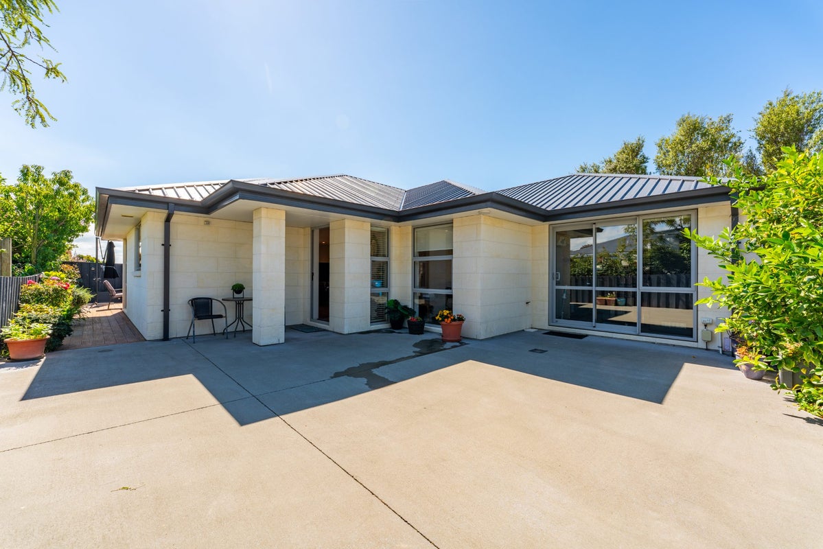 33A Dee Street, Seaview, Timaru - Carousel 1