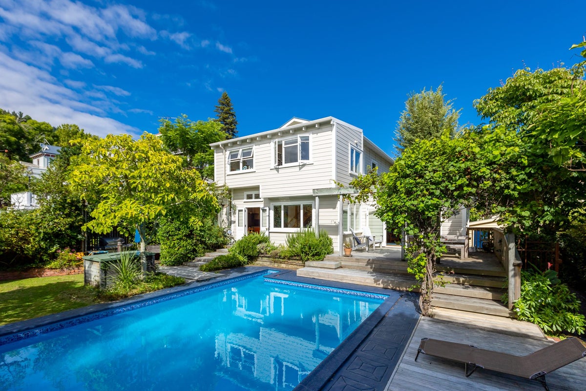 11 Richmond Avenue, Nelson South, Nelson - Carousel 1