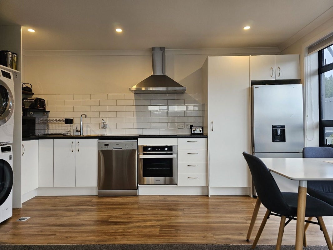 10 Ara Patukawenga, Tawa, Wellington - Carousel 1