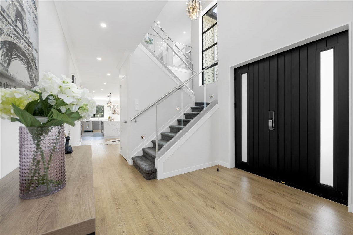 36 Bushfield Drive, Flat Bush, Auckland - Carousel 2
