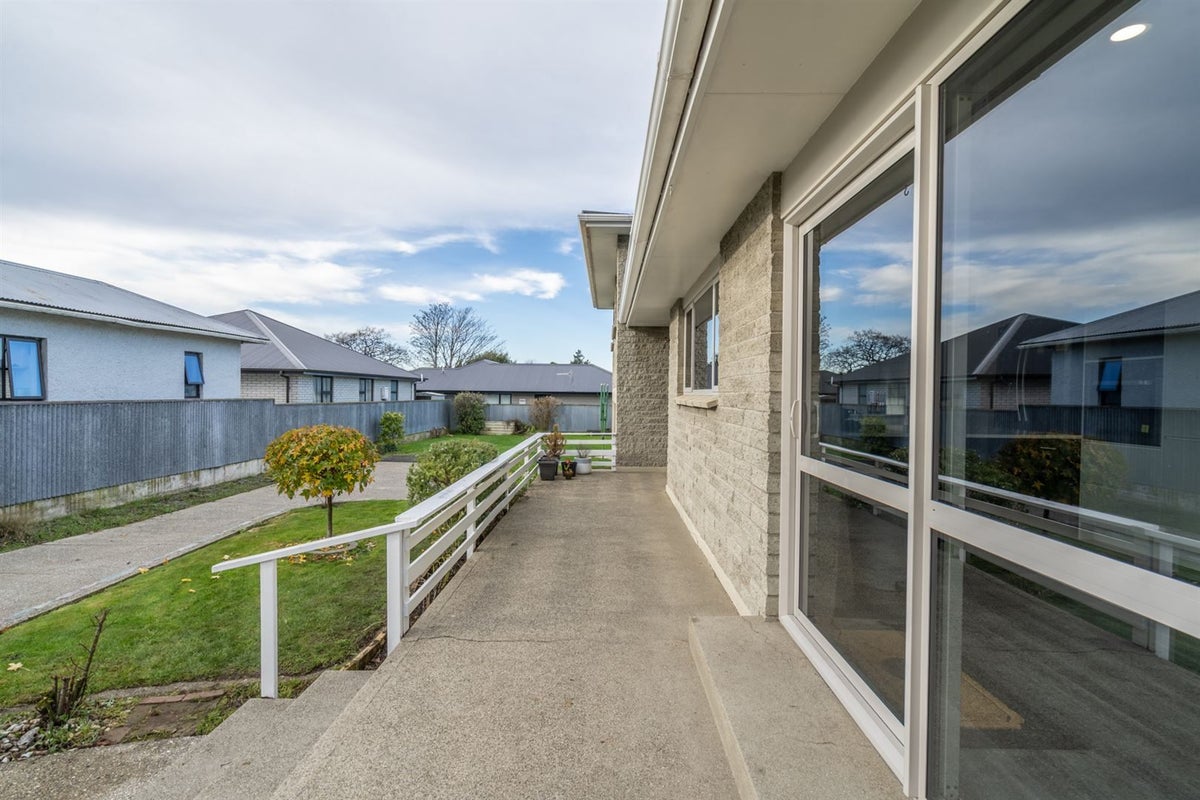 174 Elles Road, Georgetown, Invercargill - Carousel 13