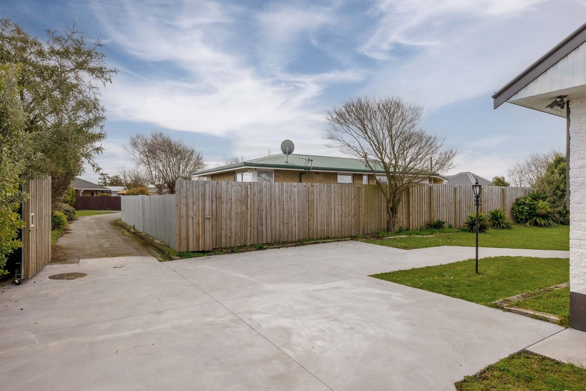 10 Clydesdale Street, Woolston, Christchurch - Carousel 17