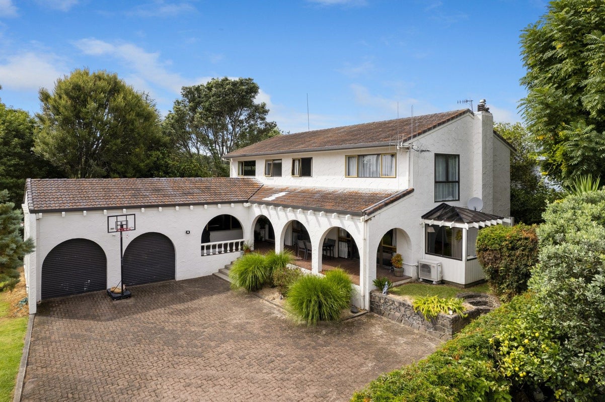 22 Ruahine Street, Ohauiti, Tauranga - Carousel 2