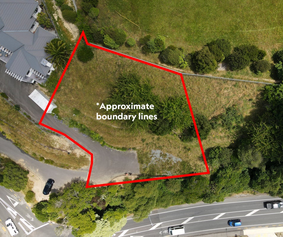 105 Redwood Avenue, Tawa, Wellington - Carousel 1
