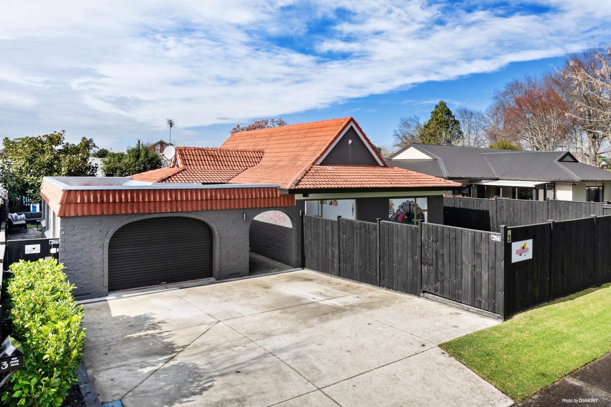 3 Prestwick Place, Wattle Downs, Auckland - Carousel 2