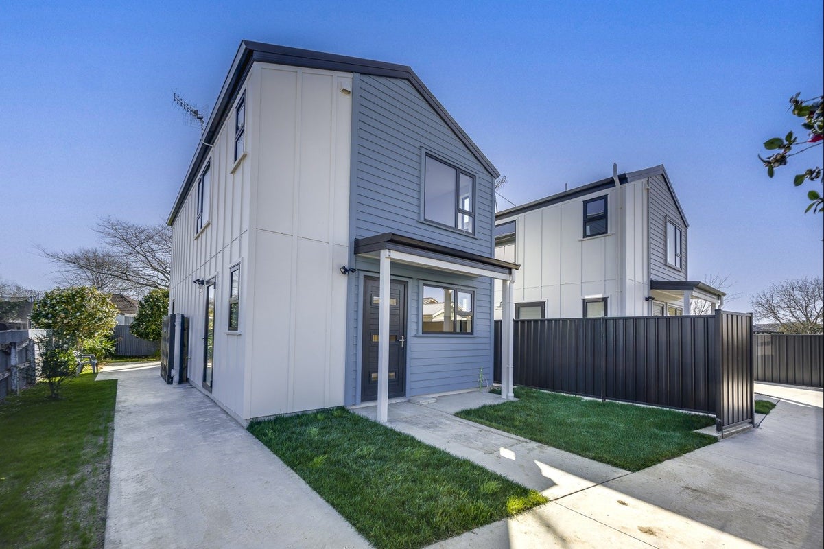 1204A Norfolk Crescent, Mayfair, Hastings - Carousel 1