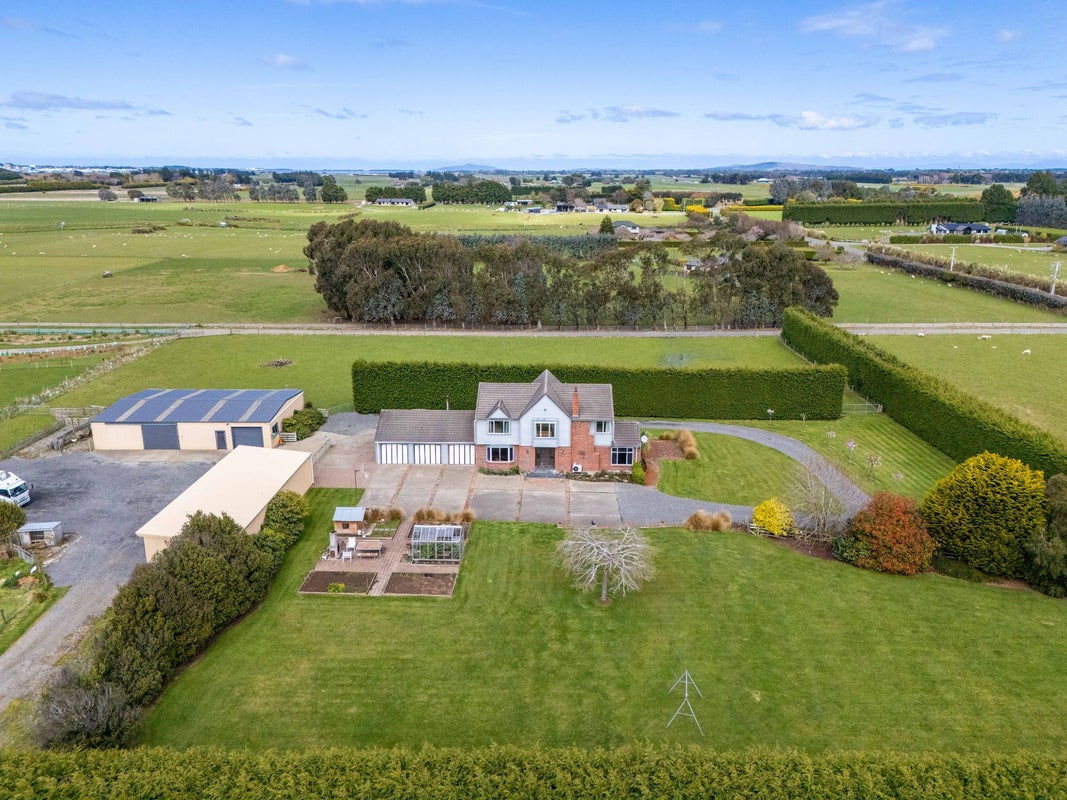 268 West Plains School Road, West Plains - Carousel 2