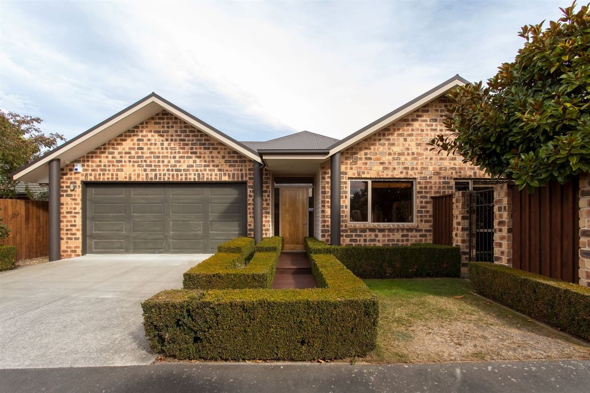 12 Coolspring Way, Redwood, Christchurch - Carousel 2