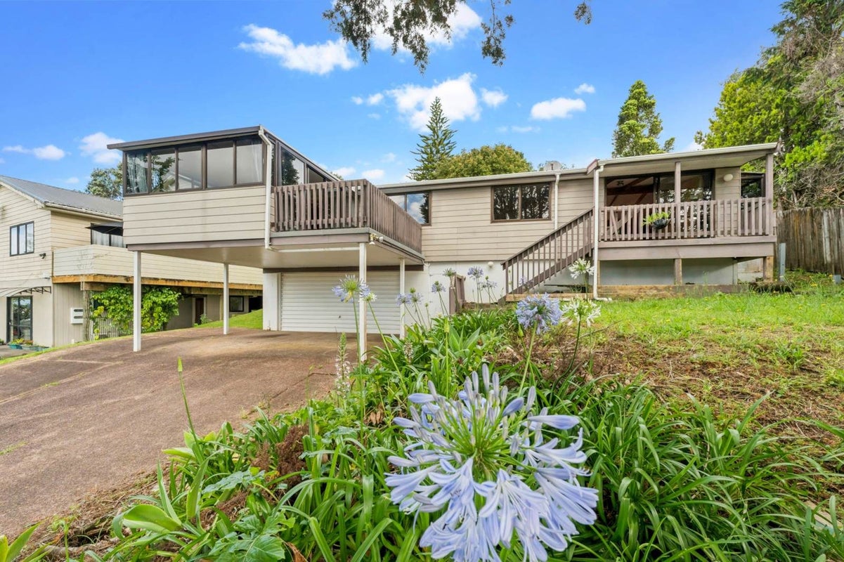 3 Randal Place, Bayview, Auckland - Carousel 1