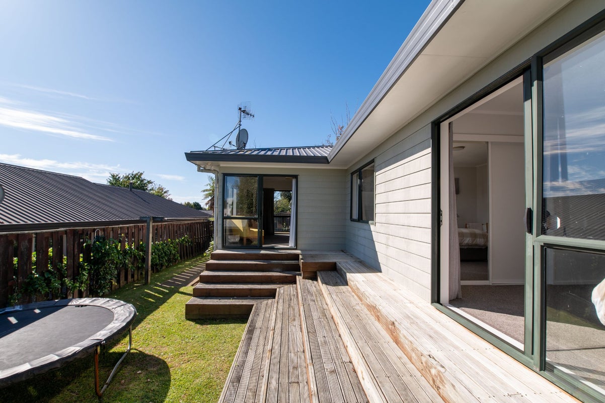 5A Fairley Road, Lynmore, Rotorua - Carousel 16