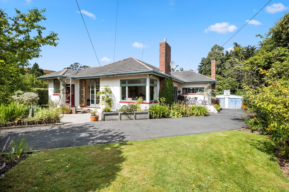 34 District Road, Roseneath, Port Chalmers - Carousel 1