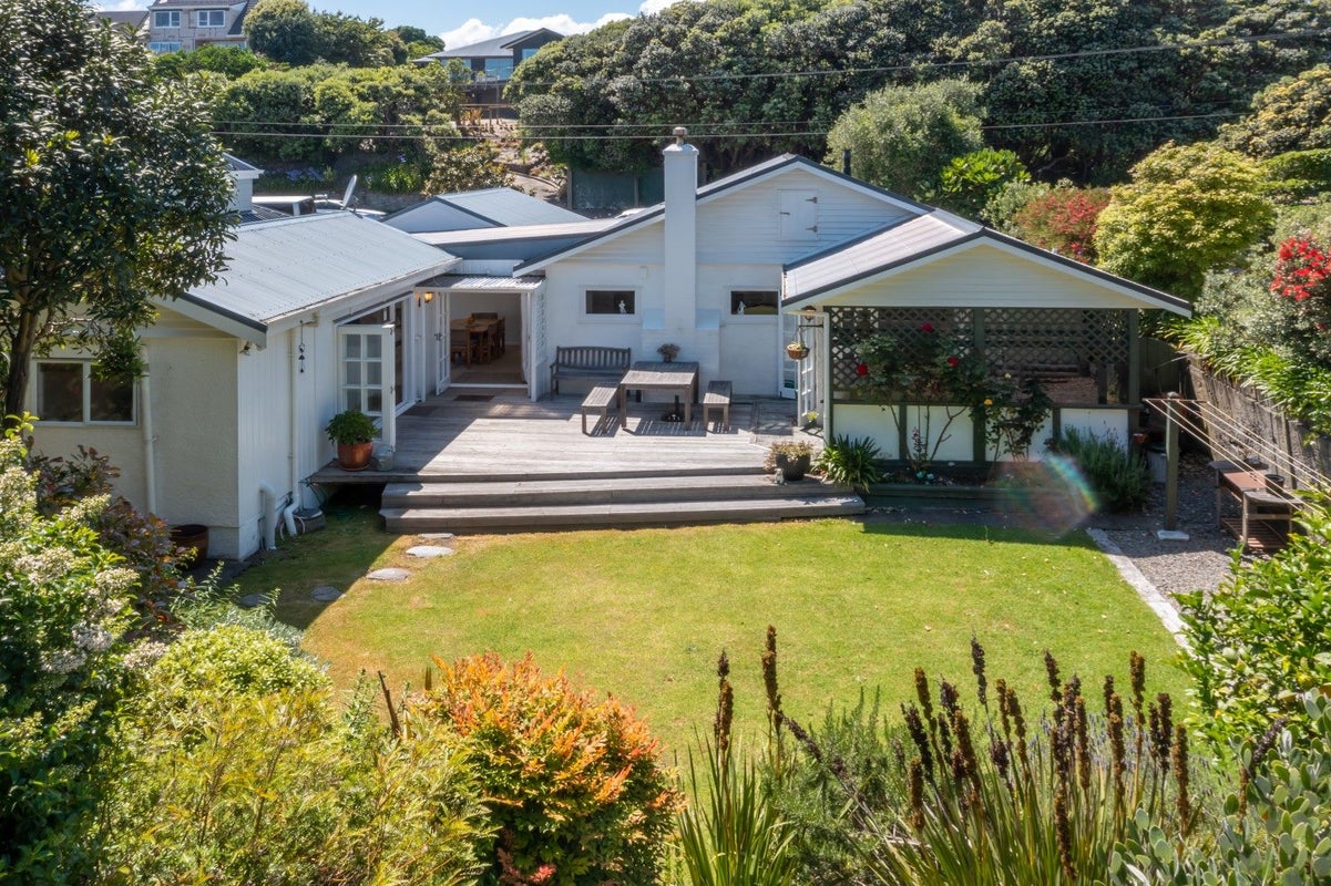 131 Rosetta Road, Raumati South, Paraparaumu - Carousel 2