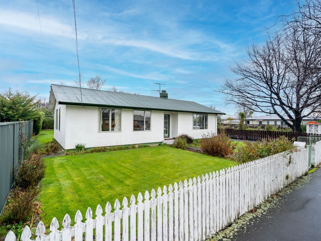 17 Ayr Street, Mosgiel, Mosgiel - Carousel 1
