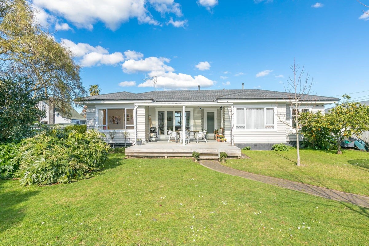 30 Duncan Road, St Andrews, Hamilton - Carousel 1