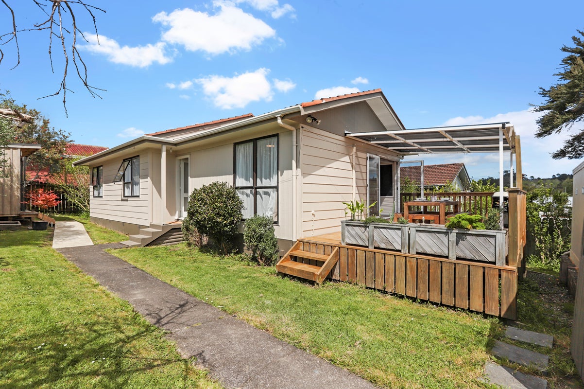 1/12 Hillman Place, Ranui, Auckland - Carousel 1
