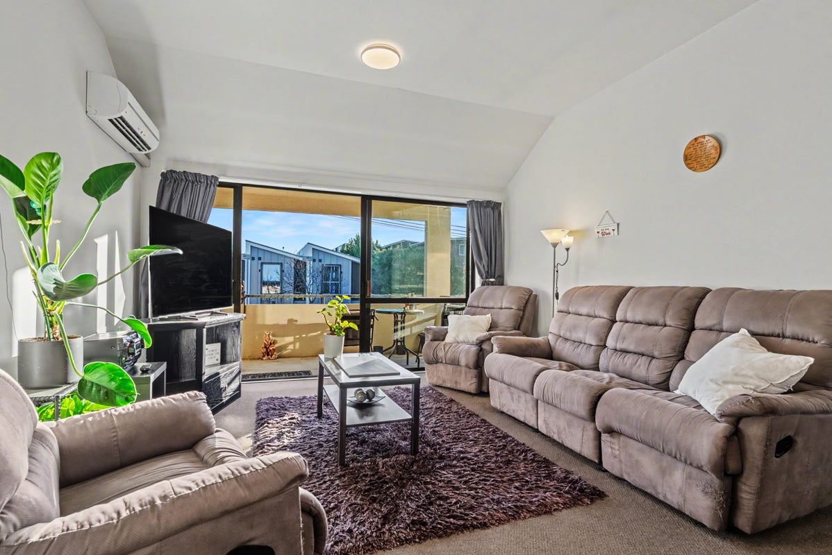 3/318 Hereford Street, Christchurch Central, Christchurch - Carousel 2