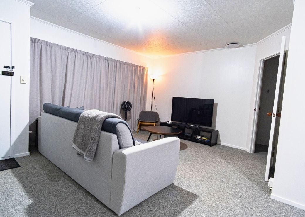 2/37 Simon Ellice Drive, Bayview, Auckland - Carousel 2