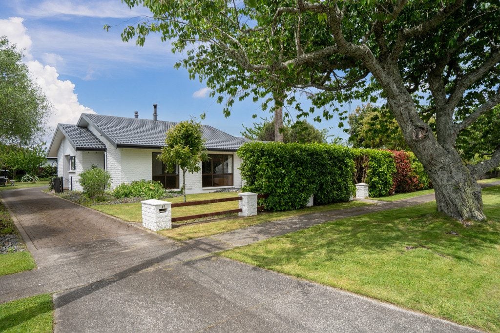 45 Weld Street, Cambridge, Cambridge - Carousel 1