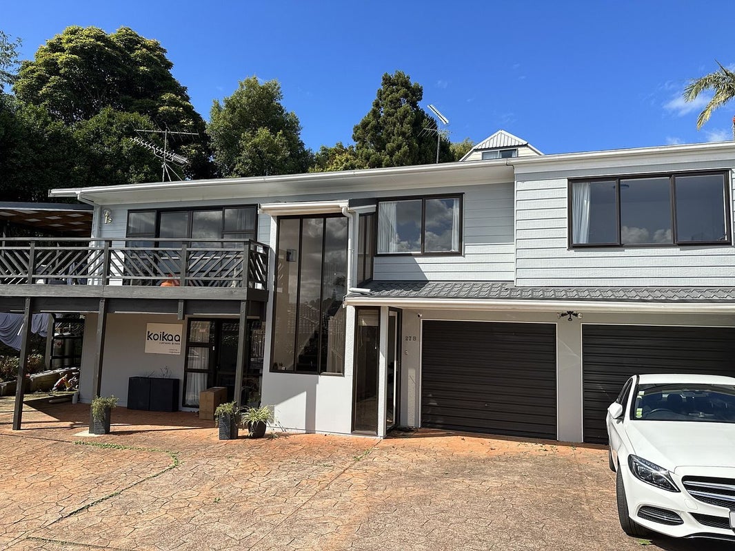 27A Downing Street, Glenfield, Auckland - Carousel 1