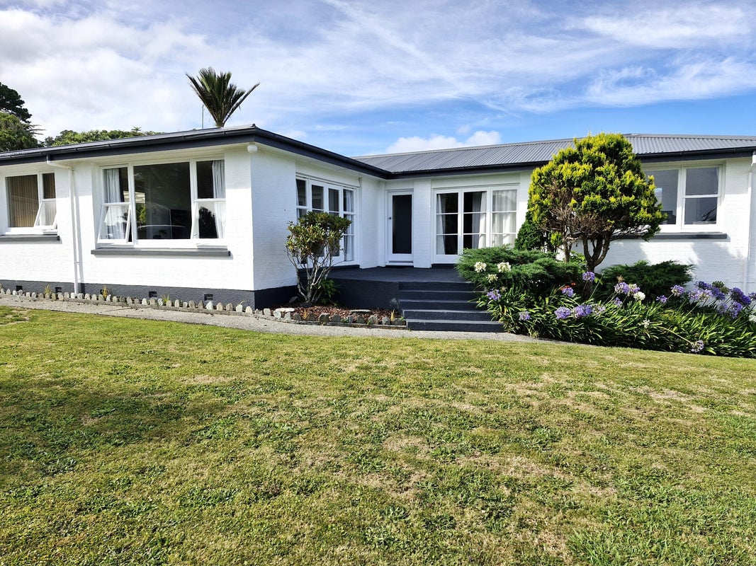 41 Main South Road, Karoro, Greymouth - Carousel 1
