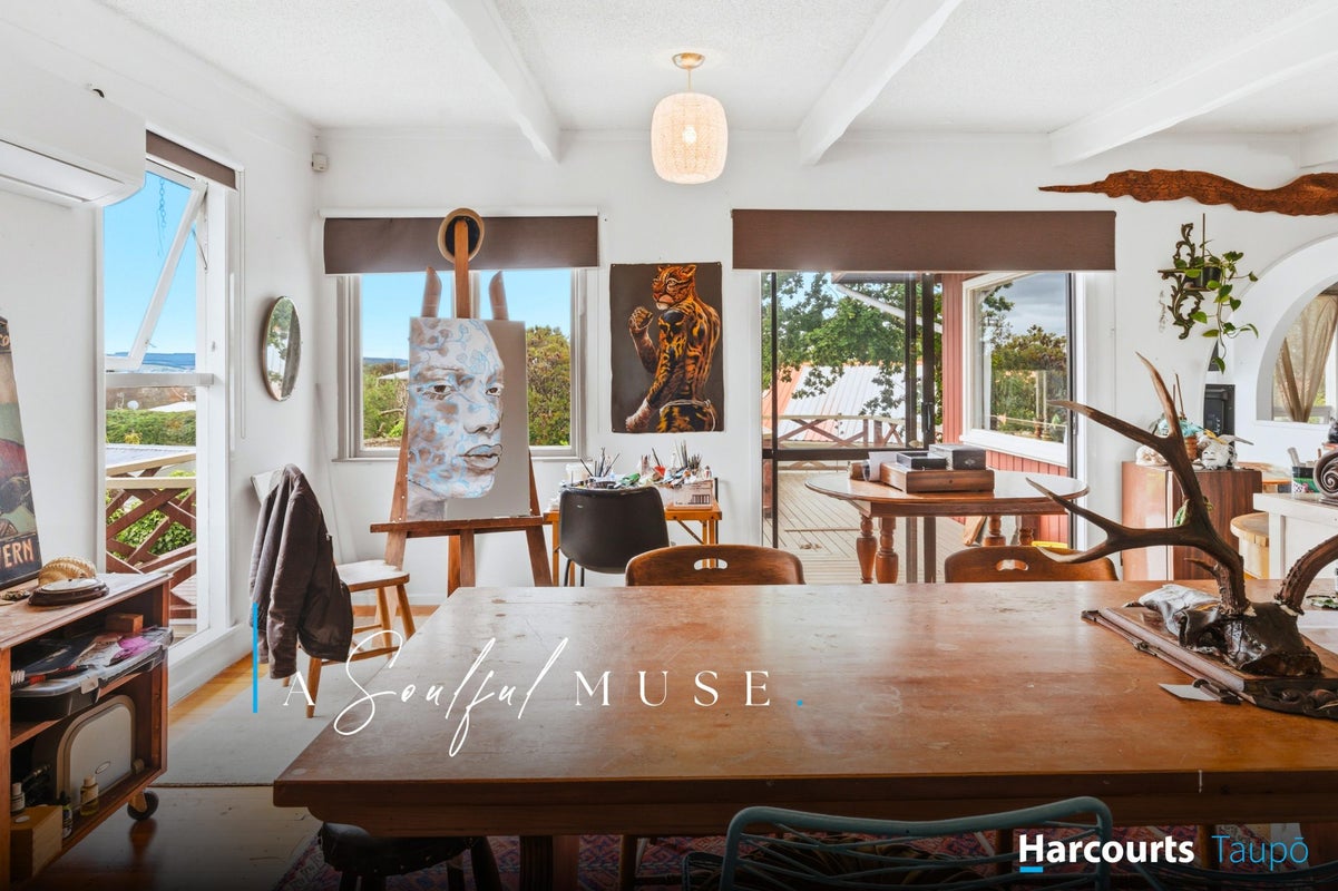11 Frederick Street, Two Mile Bay, Taupo - Carousel 1