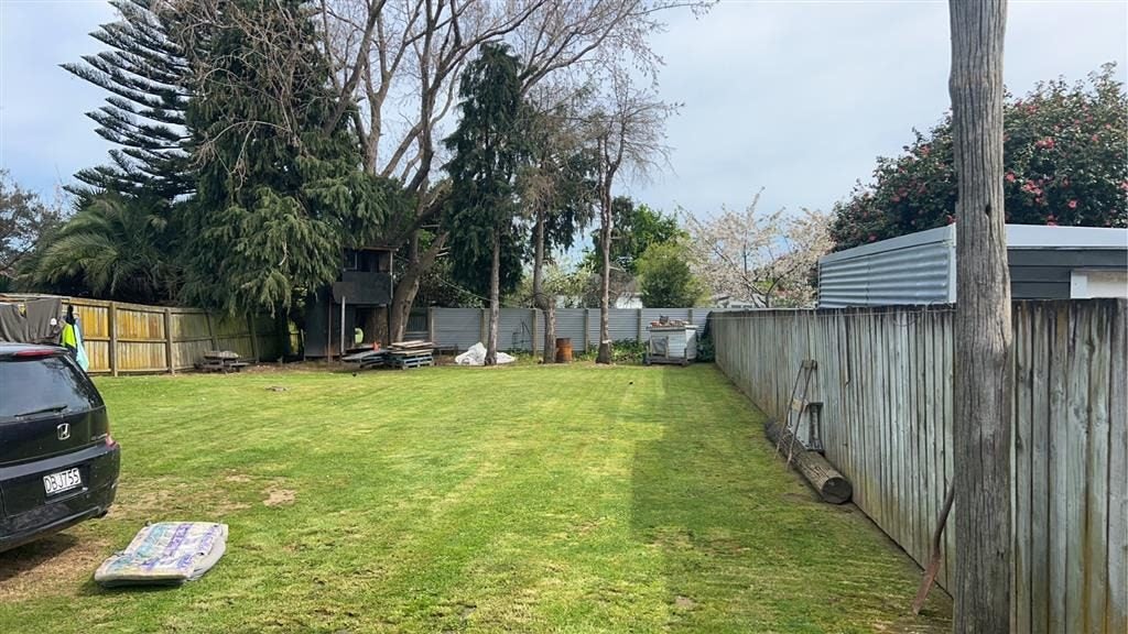 8 Hinemoa Street, Levin, Levin - Carousel 11