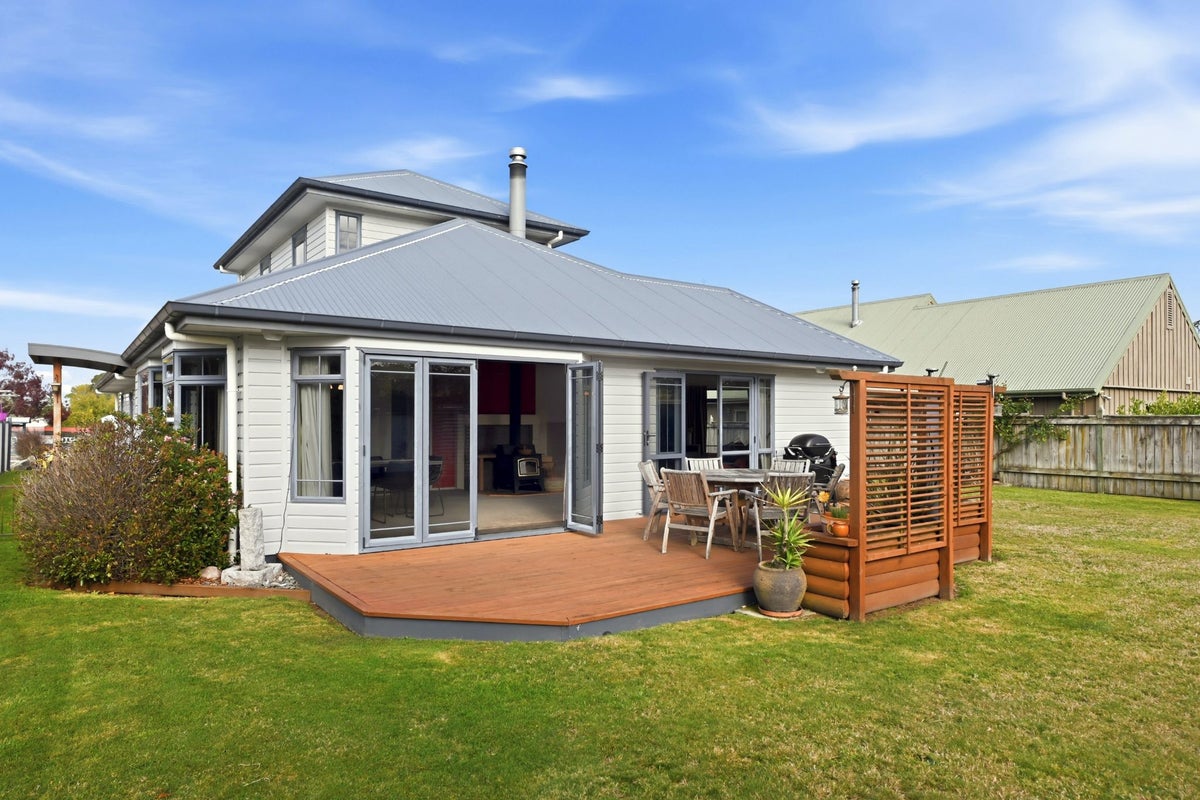 137 Kenrigg Road, Kinloch, Taupo - Carousel 1