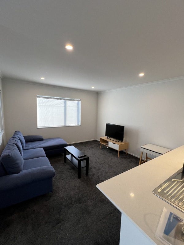 36 Whareatua Avenue, Takanini, Auckland - Carousel 2
