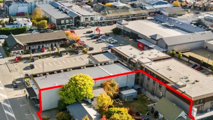 28 Dungarvon Place, Clendon Park, Auckland - Carousel 1