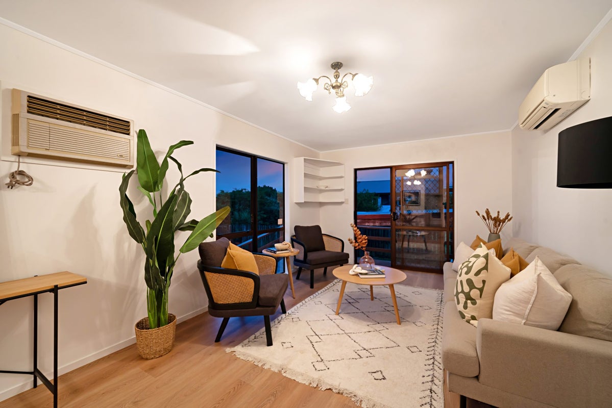 1/24 Edwin Freeman Place, Ranui, Auckland - Carousel 2