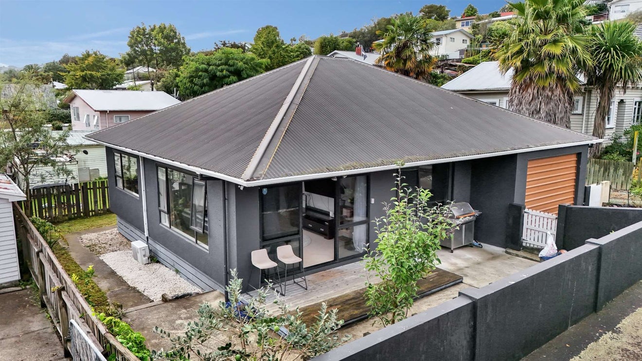 3 Piko Street, Toi Toi, Nelson - Carousel 1