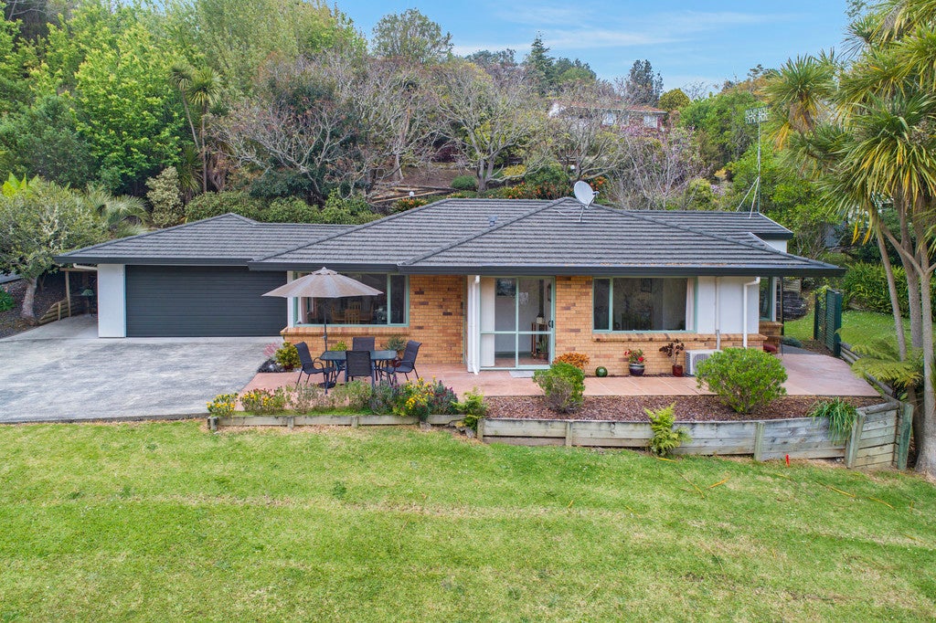 13 Ngahere Drive, Horahora, Whangarei - Carousel 1