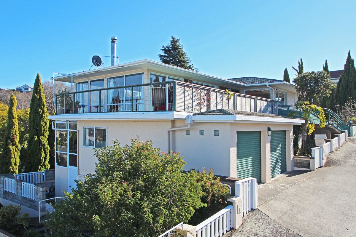2A Oliver Road, Hospital Hill, Napier - Carousel 1