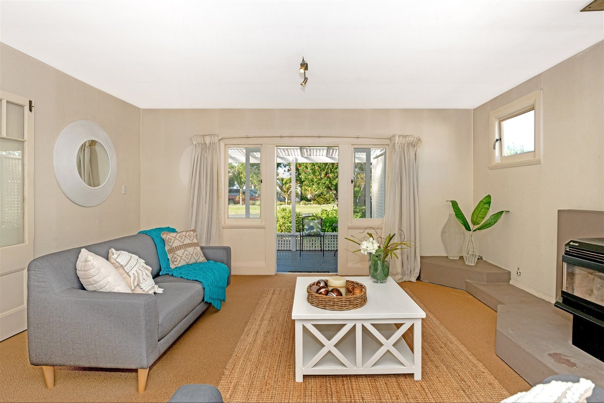 18 Lysnar Street, Okitu, Gisborne - Carousel 2